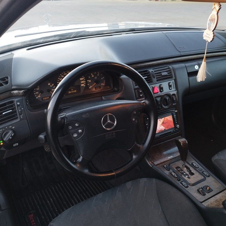 Mercedes E 270, 2.7 L, 1999 il, 384 000 km — Avtomobillər, Bakı (9)