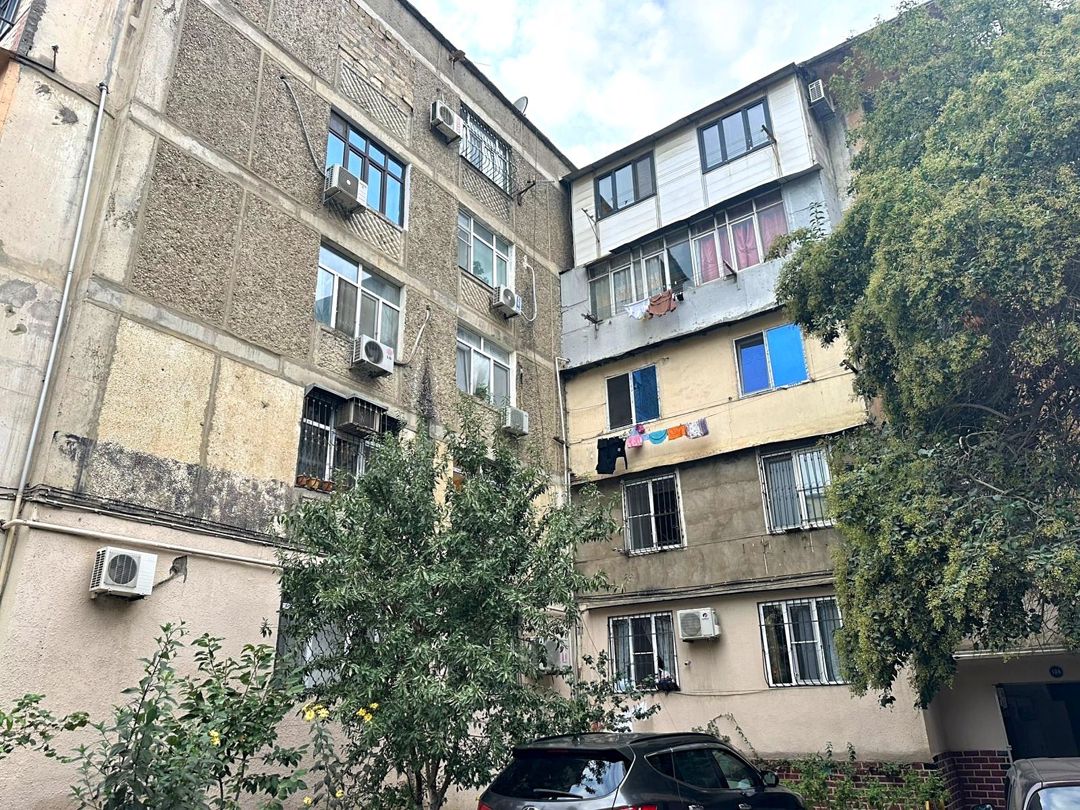 Satılır 2 otaqlı köhnə tikili 55 m² — Mənzil, Bakı (11)