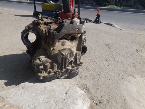 Volkswagen jetta sürətlər qutusu — Bakı