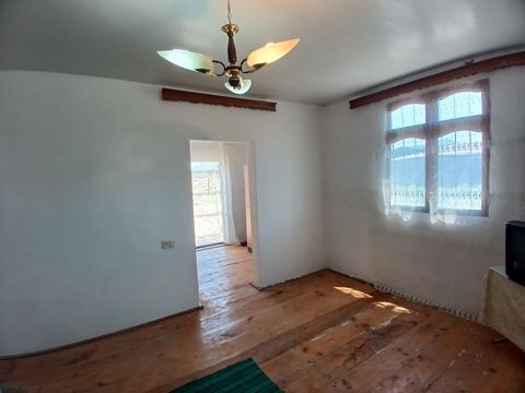 Satılır 1 otaqlı həyət evi/bağ evi 32 m² — Bakı