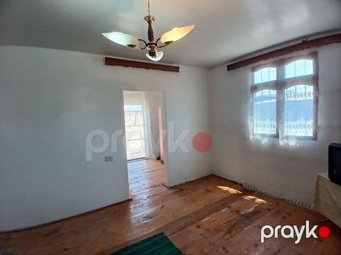 Satılır 1 otaqlı həyət evi/bağ evi 32 m²