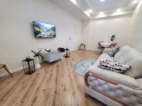 İcarəyə verilir 2 otaqlı yeni tikili 70 m² — Bakı
