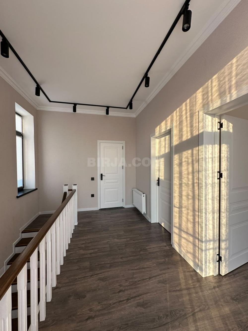 Mərdəkanda bağ evi satılır — Ev, villa (3)
