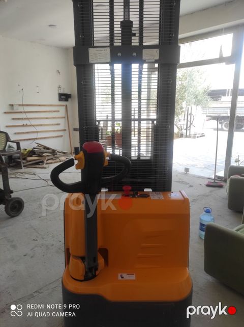 Elektrik stacker (qablaşdırıcı qaldırıcı) - Tip: Elektriklə idarə