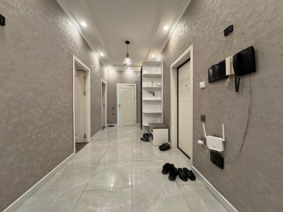Satılır 3 otaqlı yeni tikili 104 m² — Mənzil, Bakı (2)