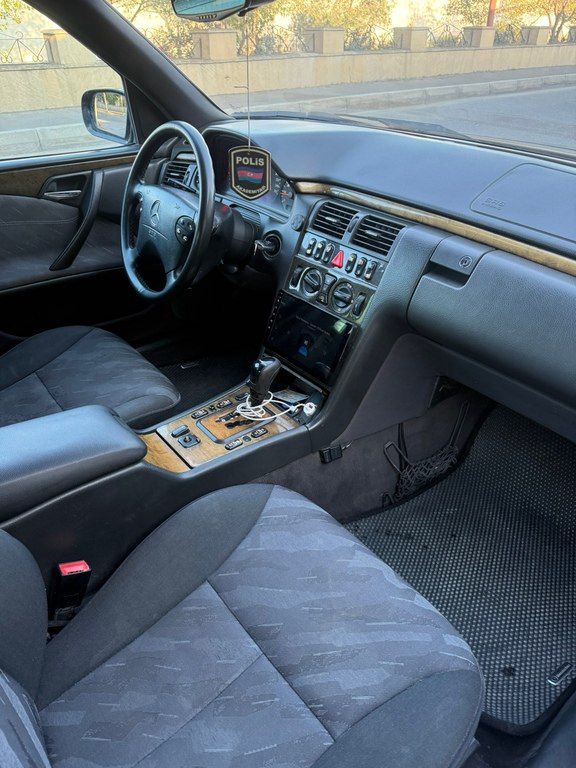 Mercedes E 240, 2.4 L, 2000 il, 429 000 km — Avtomobillər, Bakı (7)