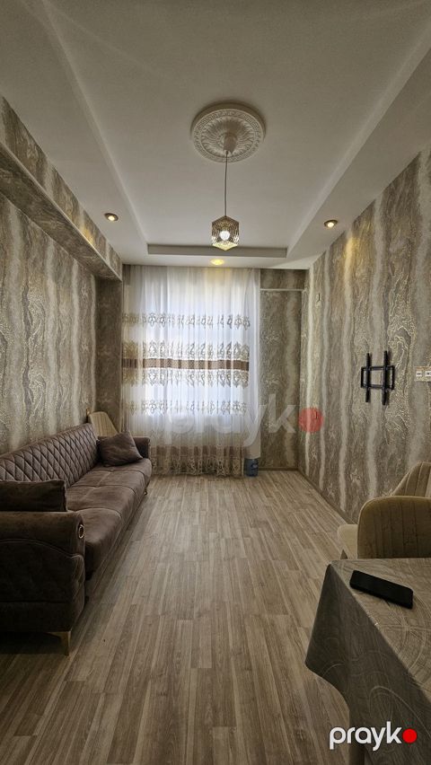 Satılır 3 otaqlı yeni tikili 60 m²