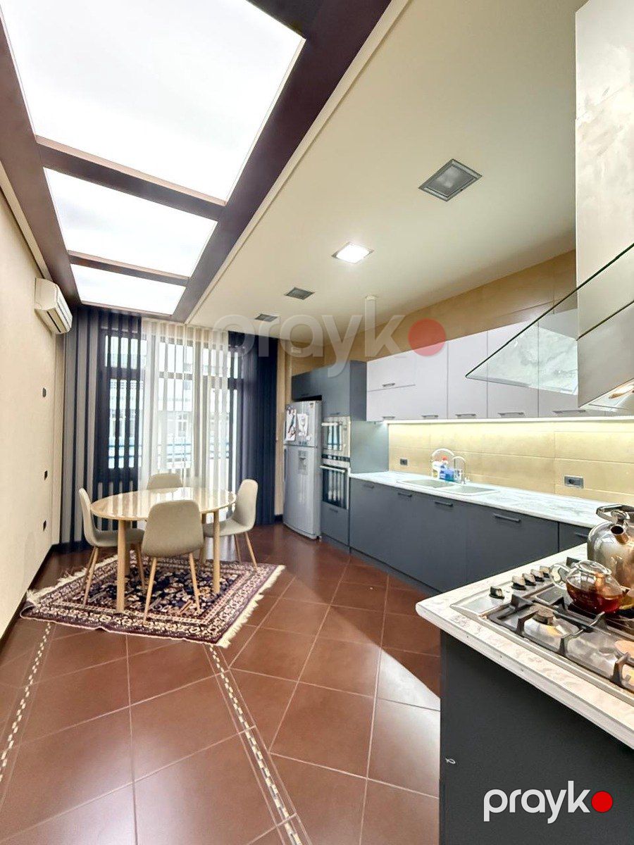 Satılır 4 otaqlı yeni tikili 209 m² — Mənzil, Bakı (7)