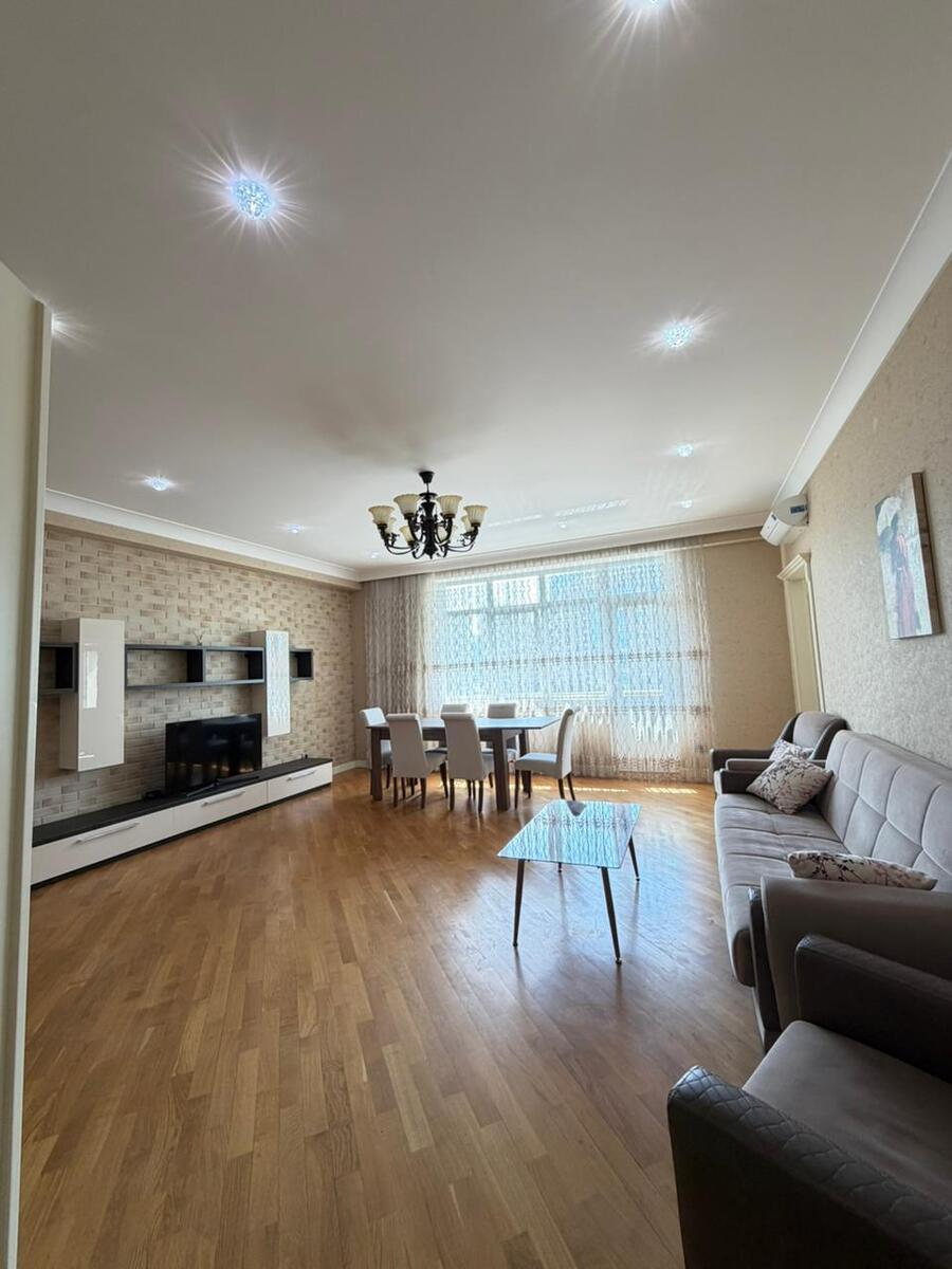 Satılır 3 otaqlı yeni tikili 177 m² — Mənzil, Bakı (6)