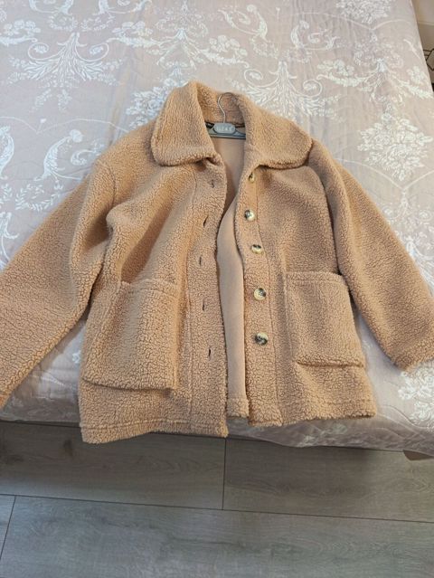 Qişliq peluş geyim.trendyoldan almisam 1,2 defe geyinmisem.cox — Mingəçevir