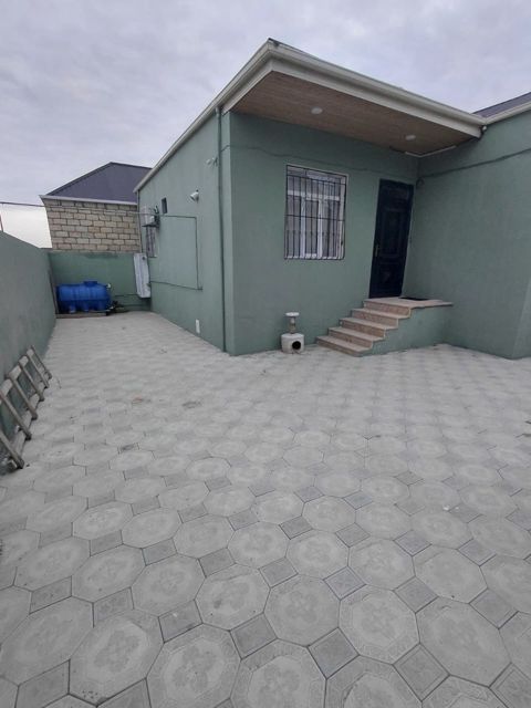 Satılır 3 otaqlı həyət evi/bağ evi 75 m² — Bakı