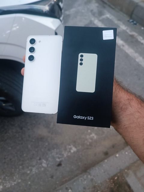 Samsung Galaxy S23 Cream 128GB/8GB — Bakı
