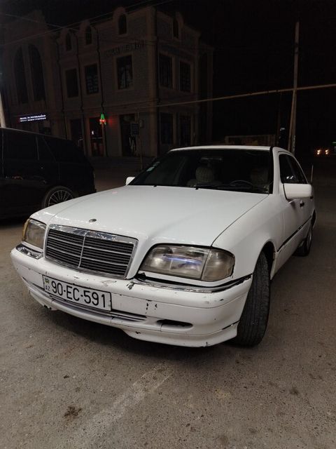 Mercedes C 220, 2.2 L, 1995 il, 683 000 km — Bakı