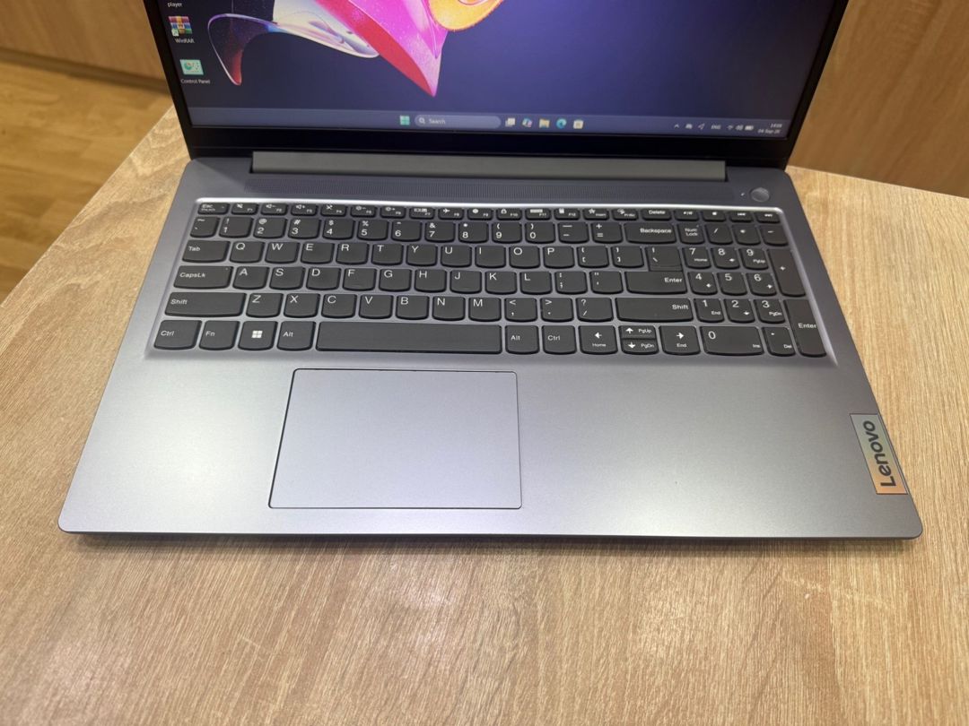 Lenovo IdeaPad Slim 3 15IRH8 — Noutbuklar, Bakı (6)