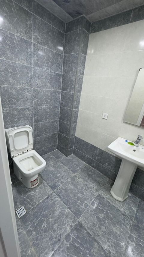 Saray, 3 otaqlı, Köhnə tikili, 69 kv. m — Saray