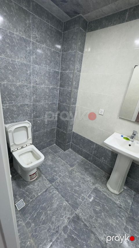 Saray, 3 otaqlı, Köhnə tikili, 69 kv. m