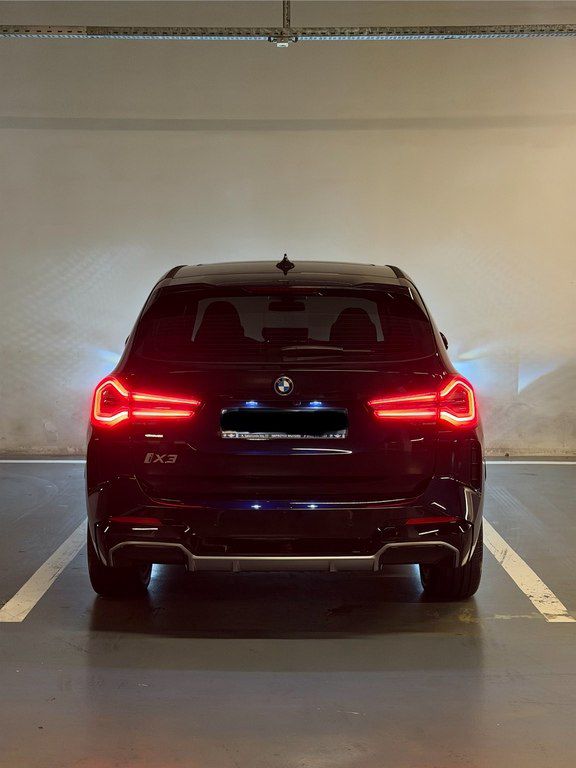 BMW iX3, 80 kWh, 2025 il, 5 000 km — Avtomobillər, Bakı (12)
