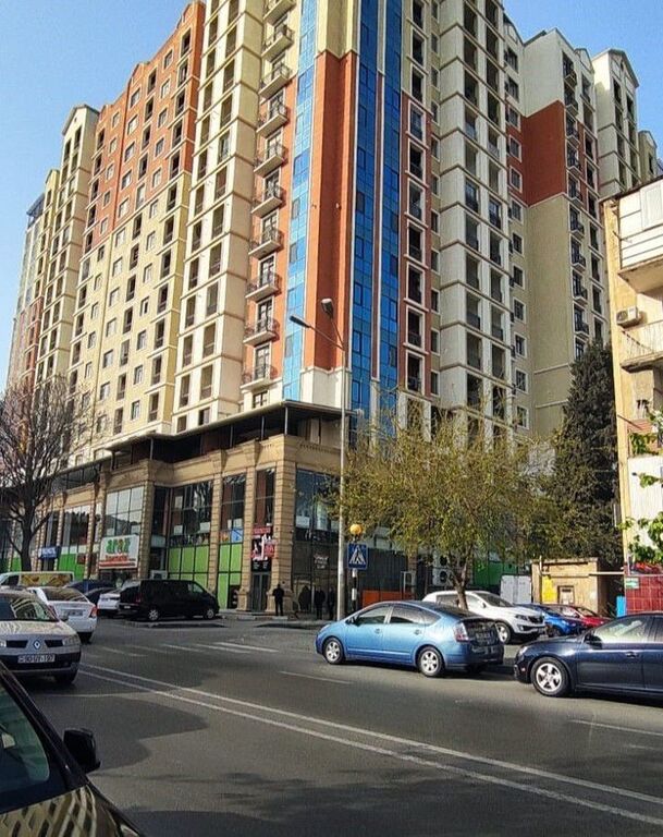 Satılır 4 otaqlı yeni tikili 217 m² — Mənzil, Bakı (2)