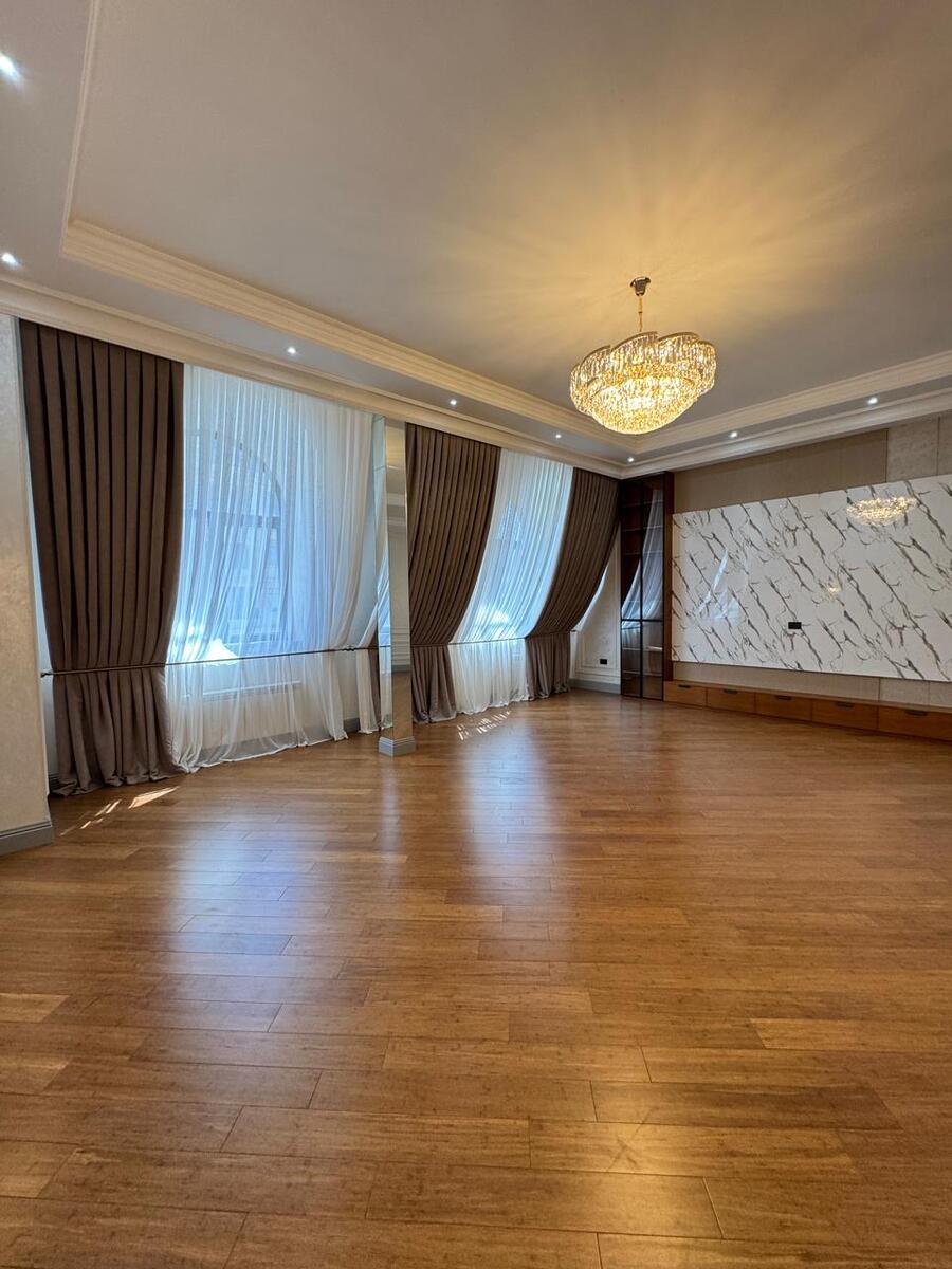 Satılır 3 otaqlı yeni tikili 279 m² — Mənzil, Bakı (8)