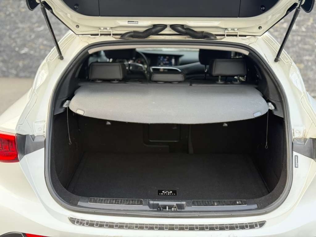 Infiniti QX30, 2.0 L, 2016 il, 96 000 km — Avtomobillər, Bakı (10)