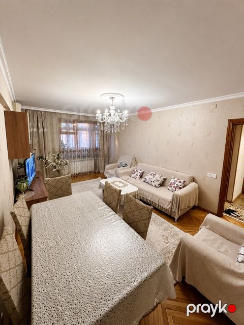 Satılır 3 otaqlı köhnə tikili 86 m²