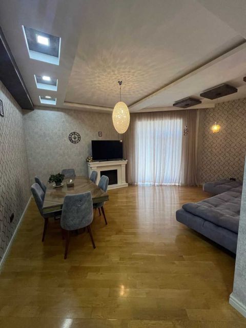 İcarəyə verilir 8 otaqlı yeni tikili 10000 m² — Bakı