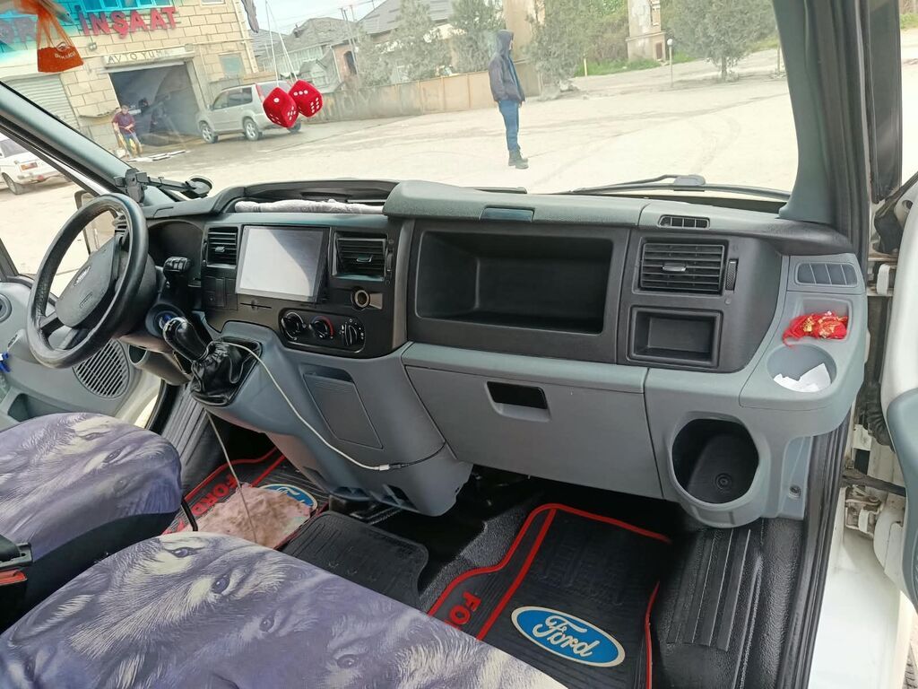 Ford Transit mikroavtobus/miniven Xüsusiyyətlər: - Korpus: ağ rəngli — Avtomobillər, Xaçmaz (5)