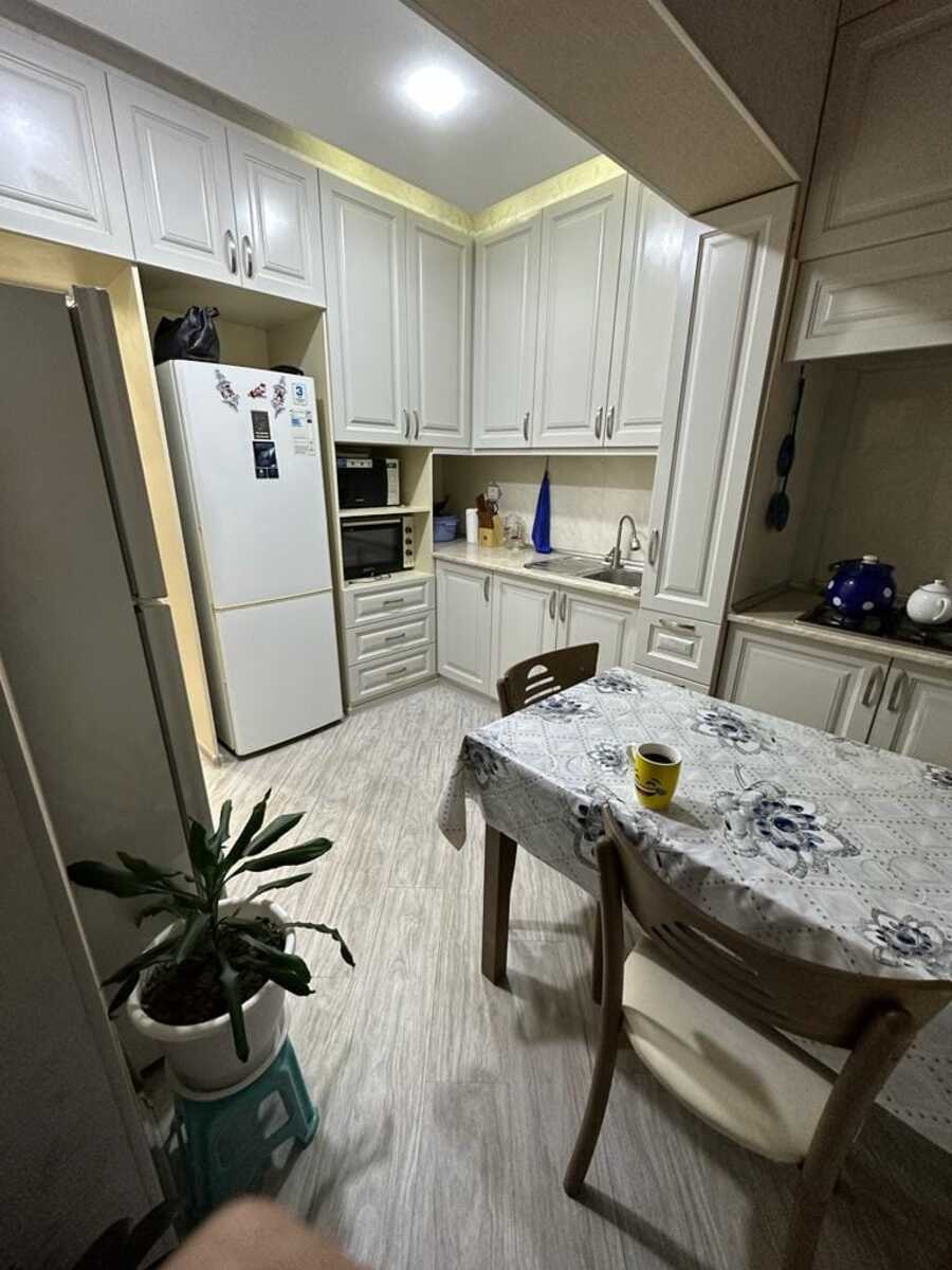 Satılır 2 otaqlı köhnə tikili 64 m² — Mənzil, Bakı (4)