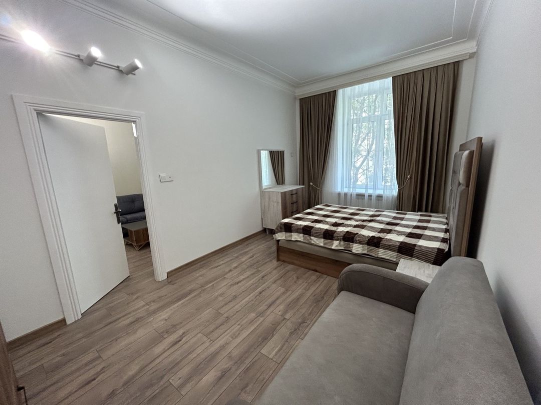İcarəyə verilir 4 otaqlı köhnə tikili 100 m² — Mənzil, Bakı (10)
