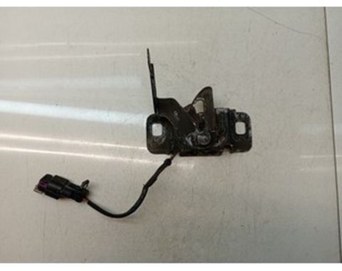 "Chevrolet Cobalt" ön kapotun kilidi — Bakı