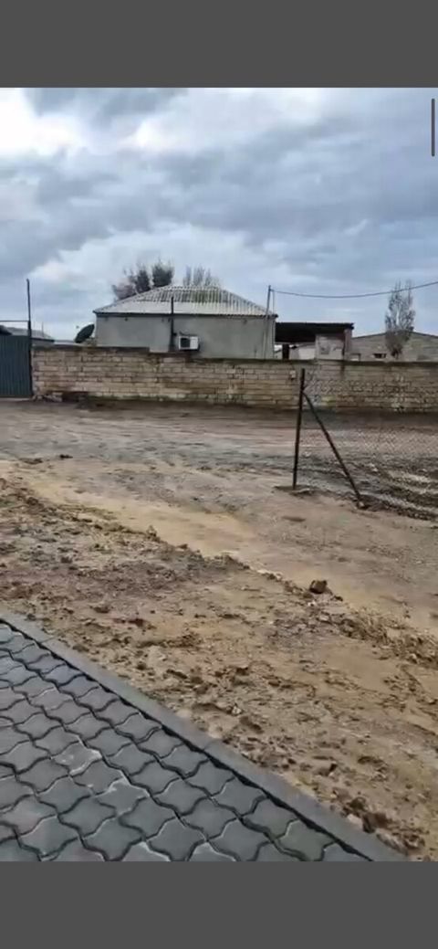 380 sot torpaq sahəsi, Suraxanı qəs — Bakı