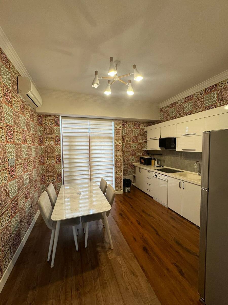 İcarəyə verilir 4 otaqlı yeni tikili 150 m² — Mənzil, Bakı (6)