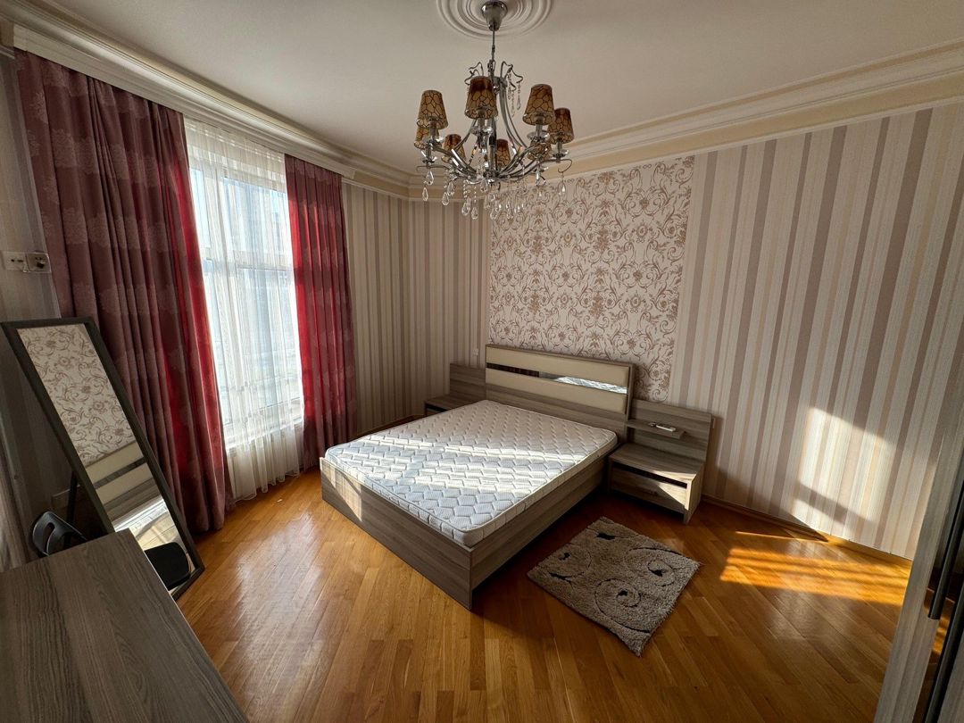 İcarəyə verilir 3 otaqlı yeni tikili 135 m² — Mənzil, Bakı (3)