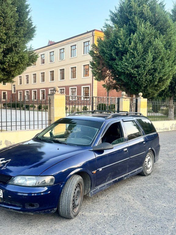 Opel Vectra, 1.8 L, 1997 il, 269 030 km — Avtomobillər, Bərdə (7)