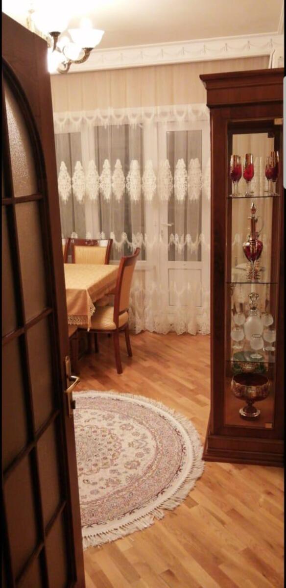 Satılır 4 otaqlı köhnə tikili 110 m² — Mənzil, Bakı (2)