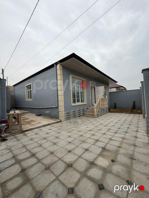 Satılır 4 otaqlı həyət evi/bağ evi 120 m²