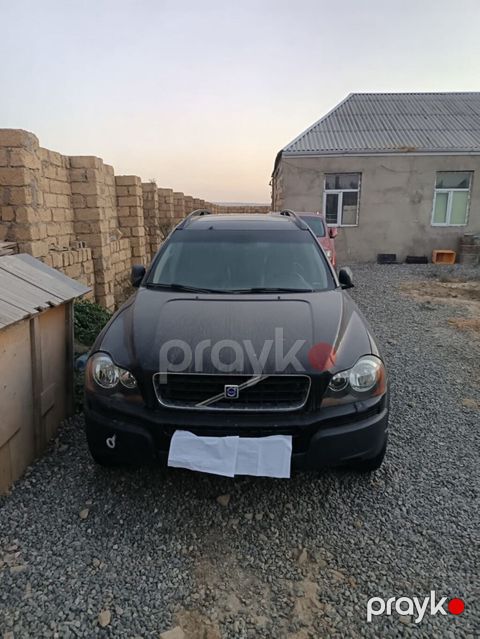 Volvo XC90 T5 AWD – 7 yerlik ailəvi krossover Xüsusiyyətlər: - Model