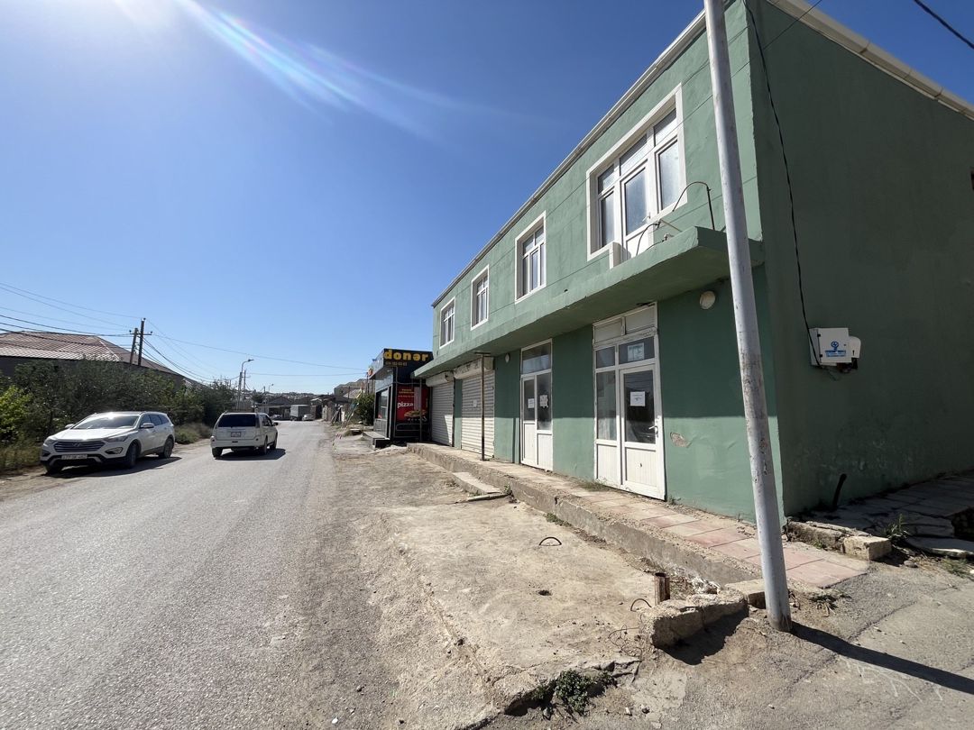 Satılır 3 otaqlı həyət evi/bağ evi 200 m² — Ev, villa, Bakı (3)