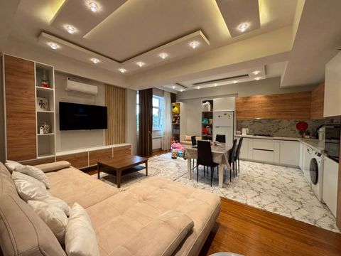 Satılır 3 otaqlı yeni tikili 130 m² — Bakı