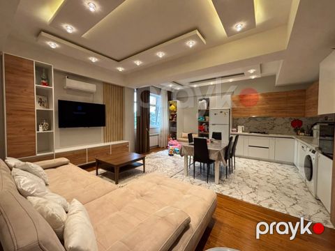 Satılır 3 otaqlı yeni tikili 130 m²