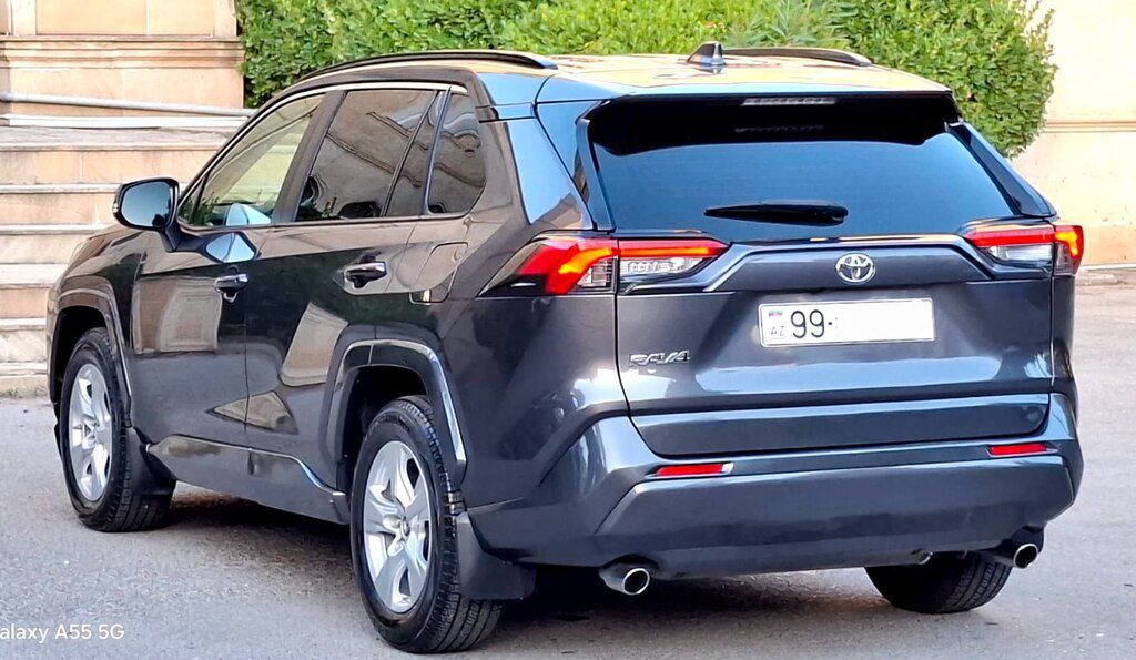 Toyota RAV4, 2.0 L, 2019 il, 102 000 km — Avtomobillər, Bakı (9)