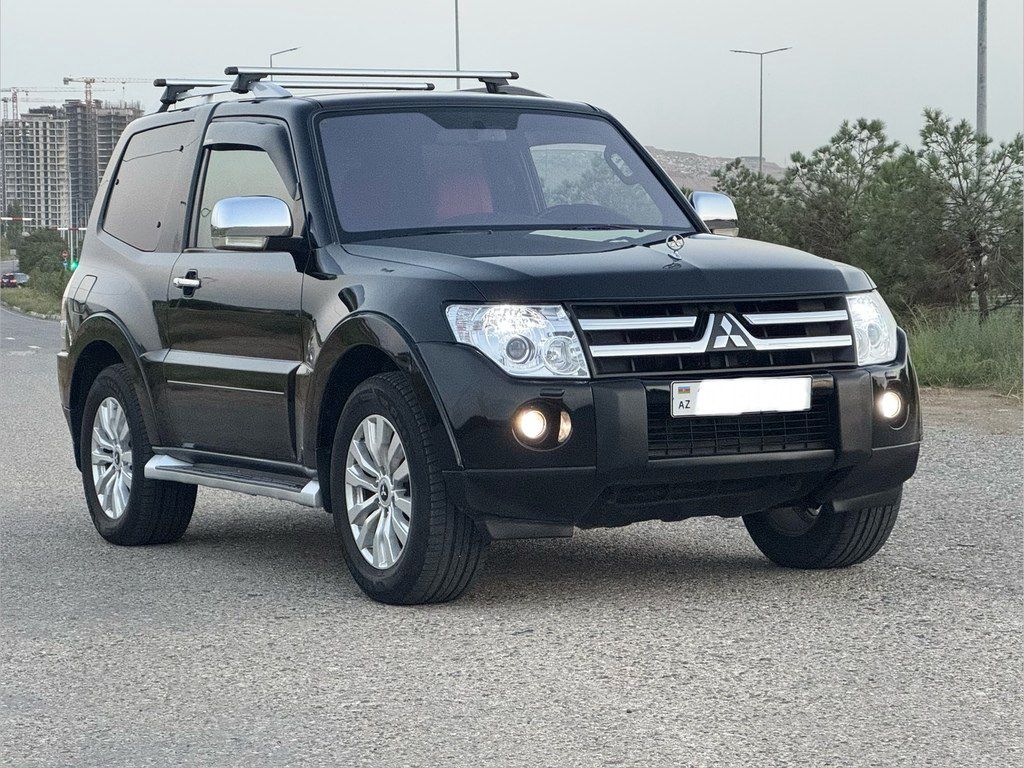Mitsubishi Pajero, 3.0 L, 2006 il, 268 000 km — Avtomobillər, Bakı (4)