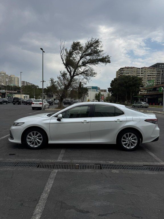 Toyota Camry, 2.5 L, 2022 il, 38 000 km — Avtomobillər, Bakı (4)