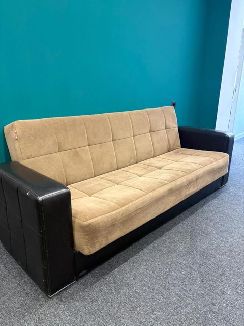 Divan Embawood — Bakı