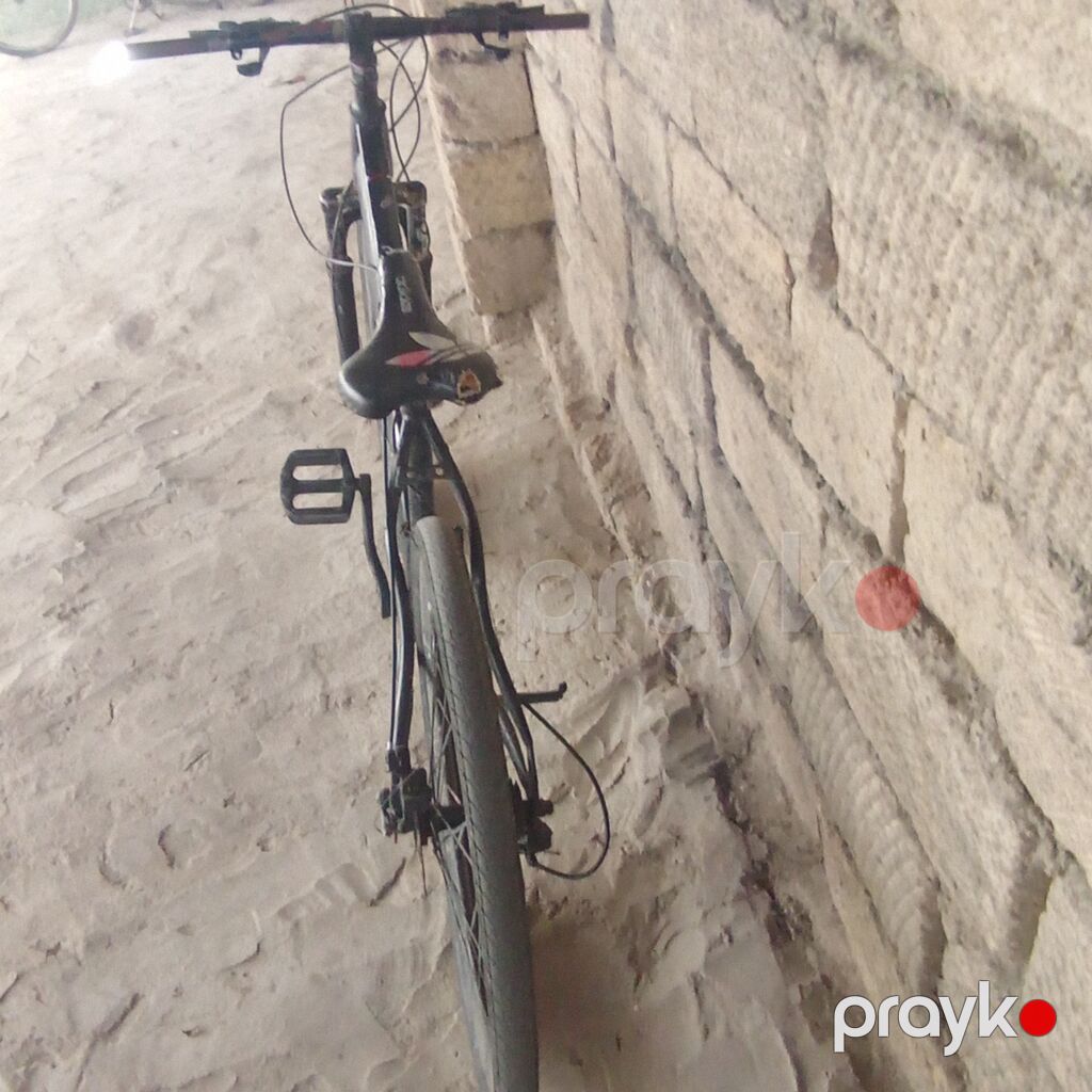 Salam velo yaxşi vəziyətdədir bir dənə arxa ox yiğipmalidir amma — Dağ velosipedləri, Bakı (5)