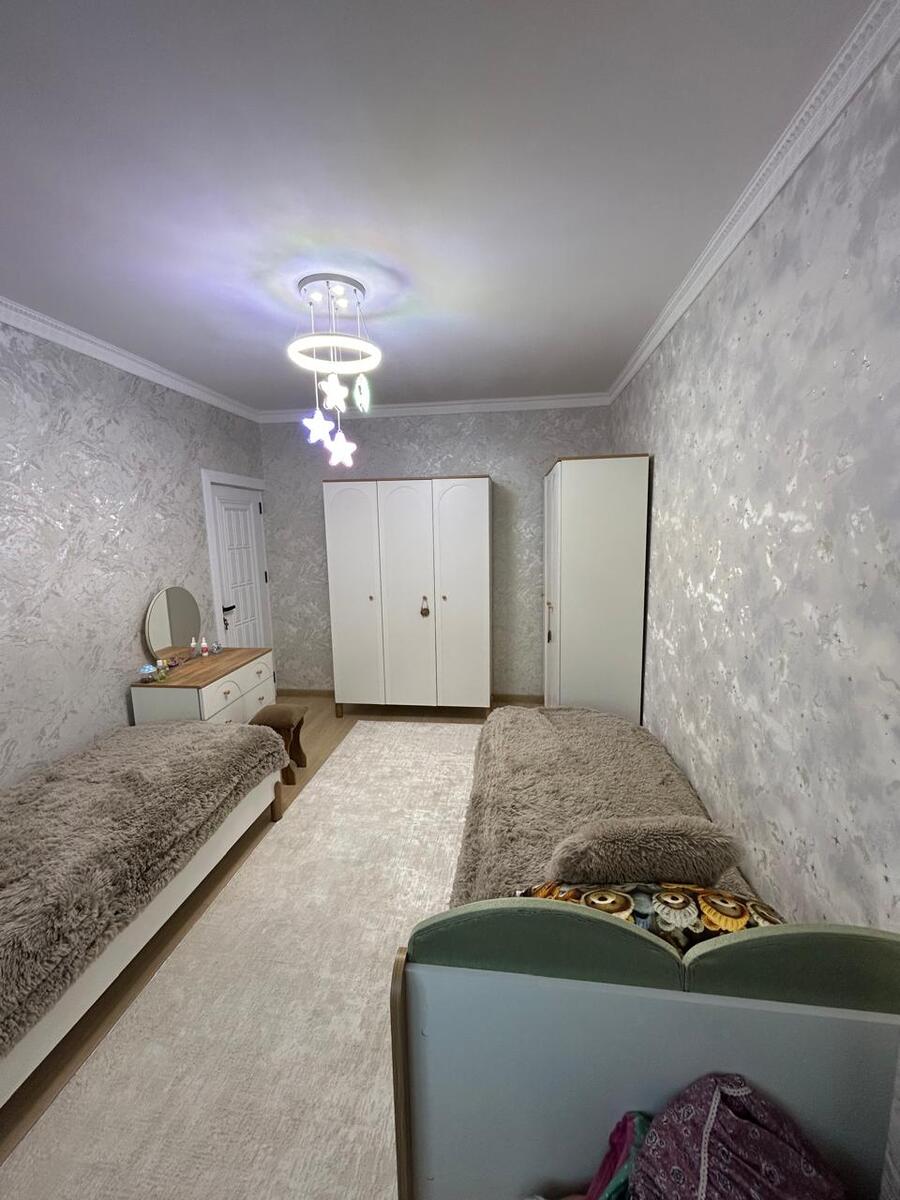 Satılır 4 otaqlı köhnə tikili 100 m² — Mənzil, Bakı (10)