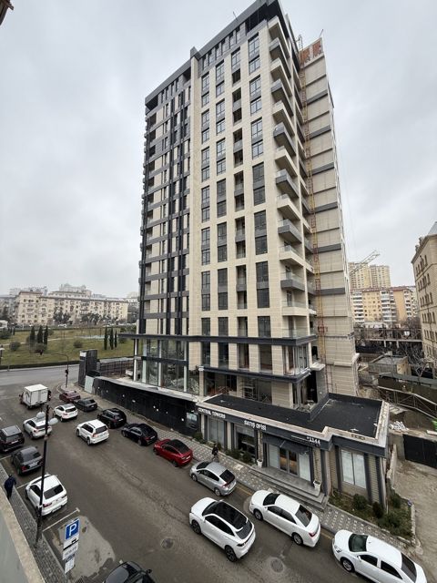Satılır 2 otaqlı yeni tikili 72 m² — Bakı