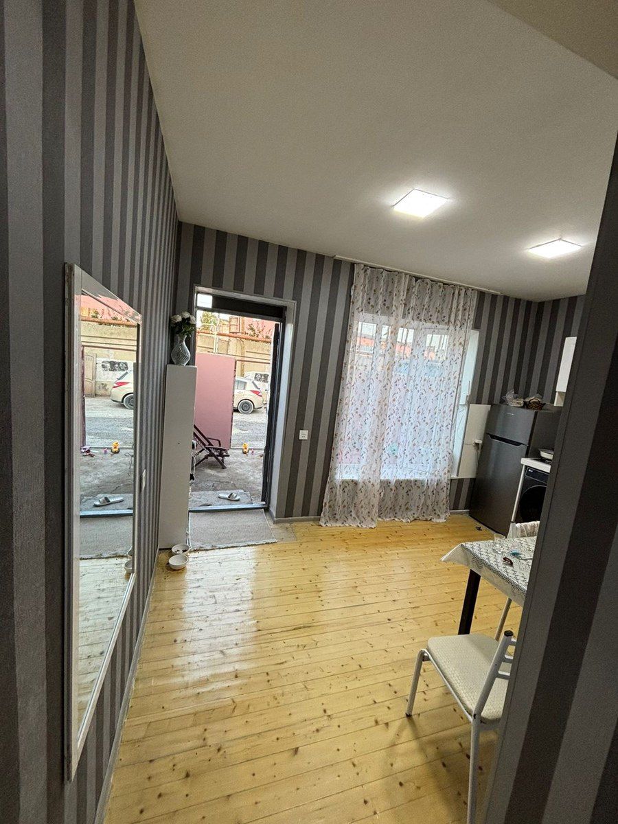Həyət evi, Bakıxanov qəs — Ev, villa, Bakı (2)