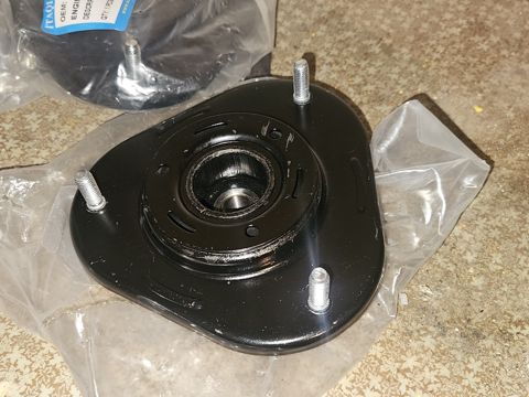 Toyota Corolla amotizator başlığı — Sumqayıt