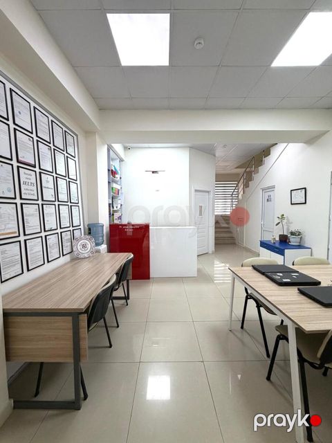 İcarəyə verilir obyekt 270 m²